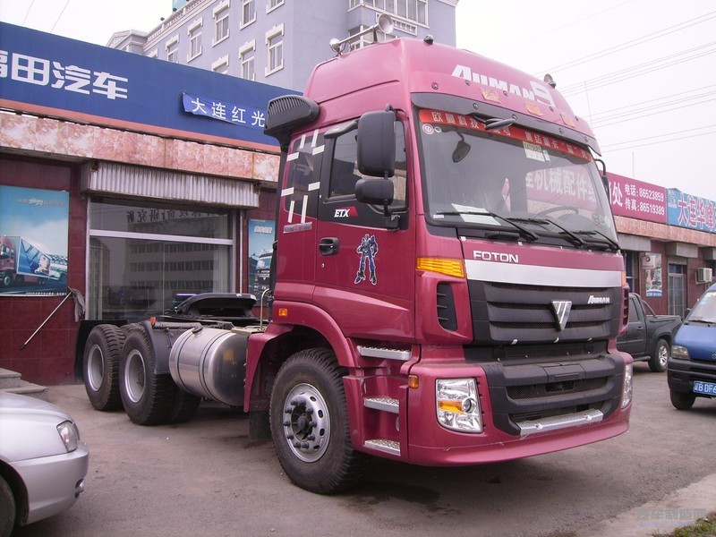 一辆只有底盘和N室的田卡R